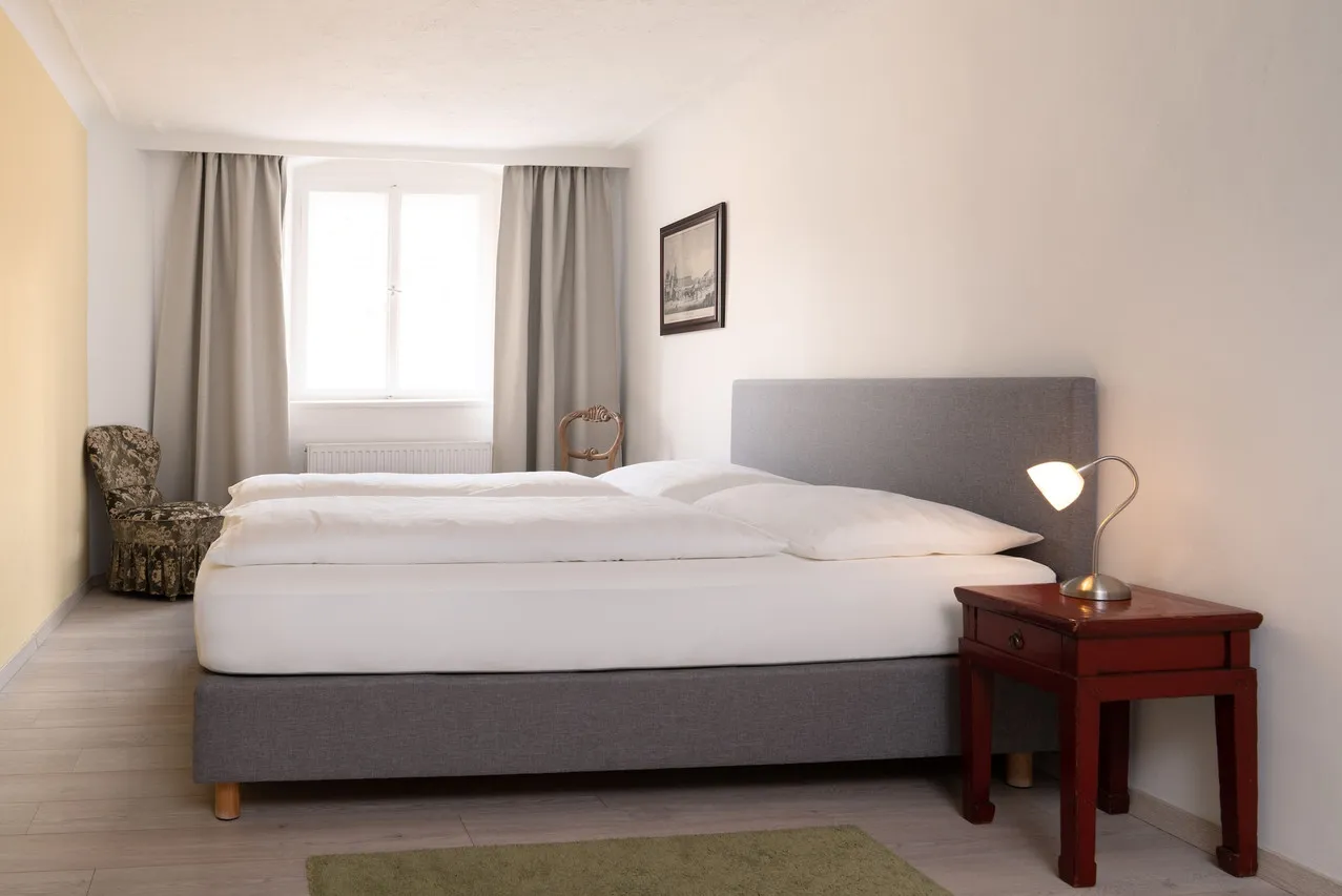 Apartments Golden Roof — rooms and atmosphere