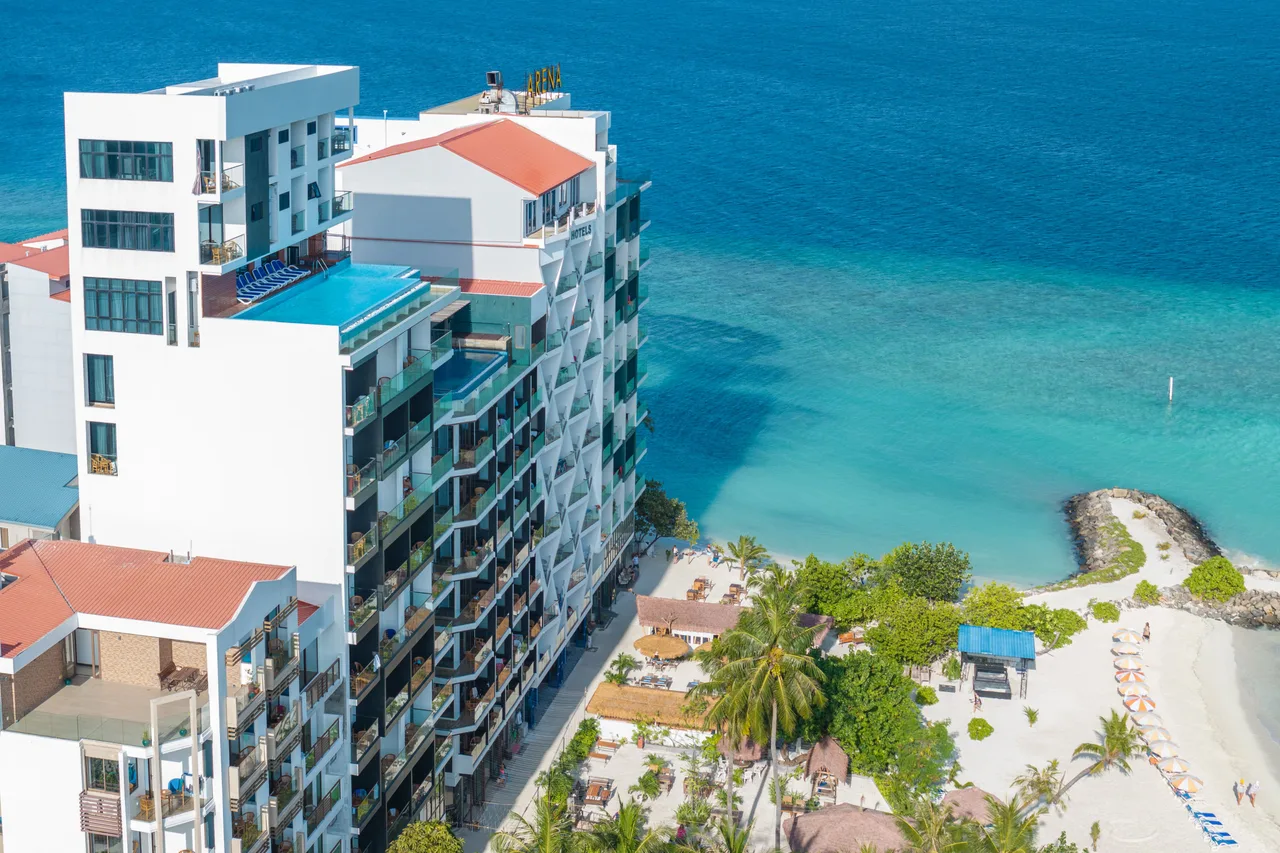 Arena Beach Hotel Maafushi — ภาพห้องพักและบรรยากาศ