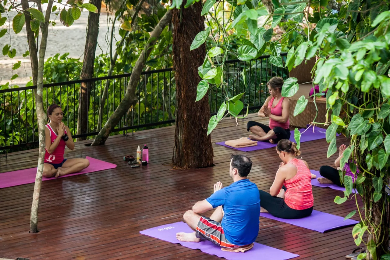 Arenas del Mar Beachfront & Rainforest Resort — ภาพห้องพักและบรรยากาศ