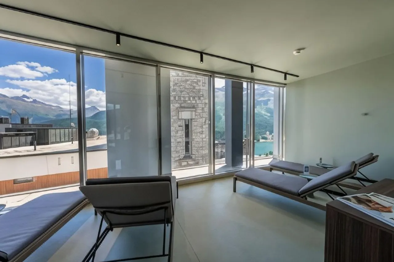Art Boutique Hotel Monopol — ภาพห้องพักและบรรยากาศ