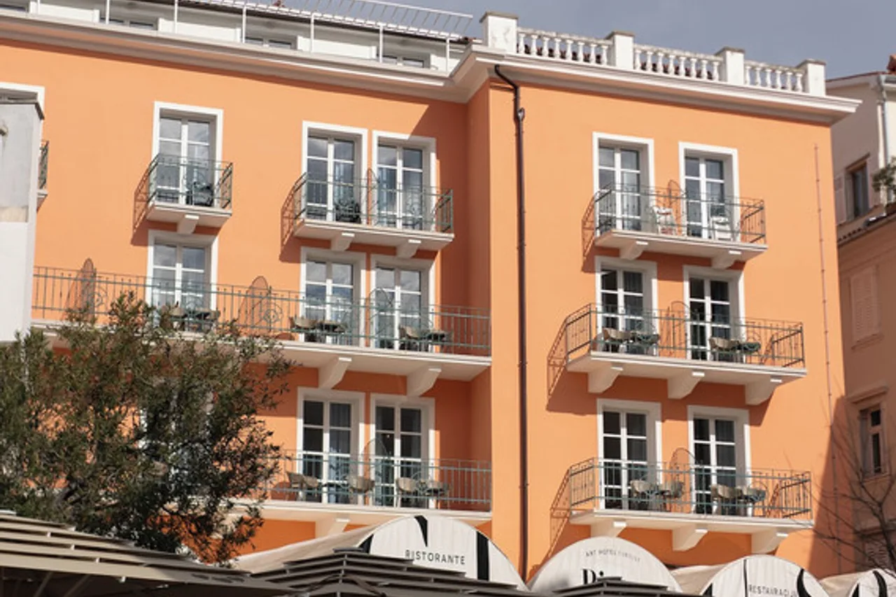 Art Hotel Tartini — ปิราน