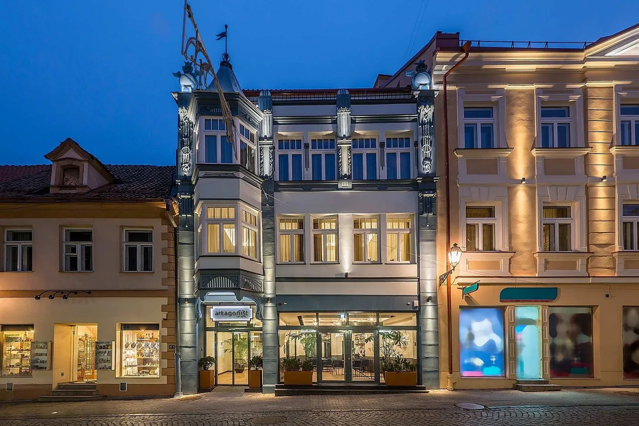 Artagonist Art Hotel — โรงแรมในวิลนีอุส