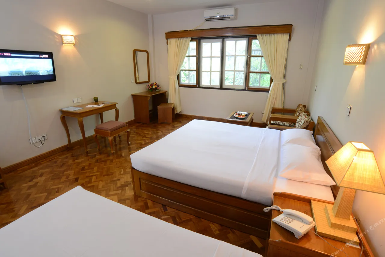 Arthawka Hotel — rooms and atmosphere