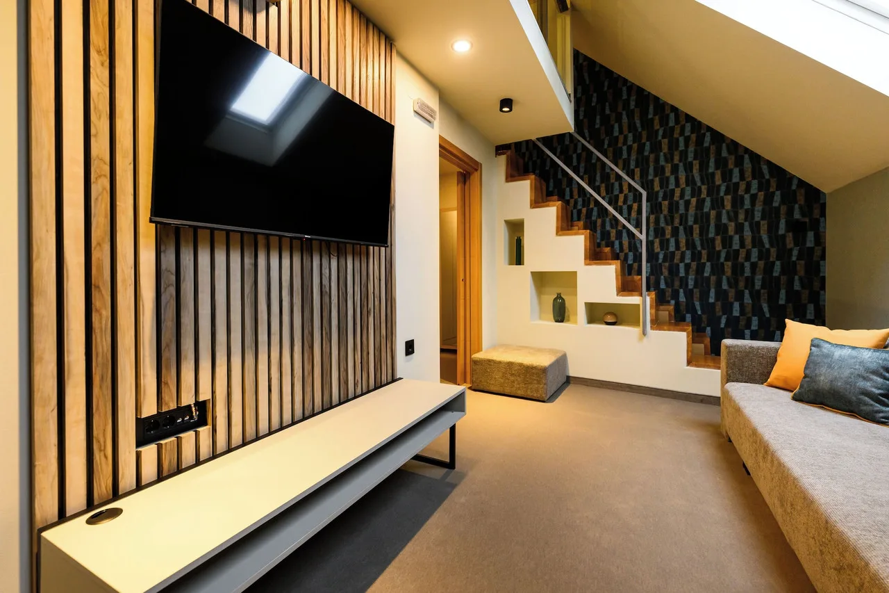 ArtLoft Garni Hotel — ภาพห้องพักและบรรยากาศ