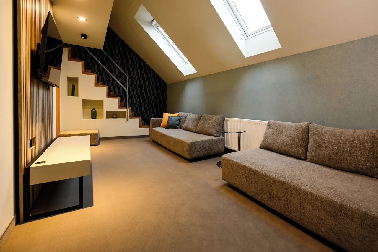 ArtLoft Garni Hotel — ภาพห้องพักและบรรยากาศ