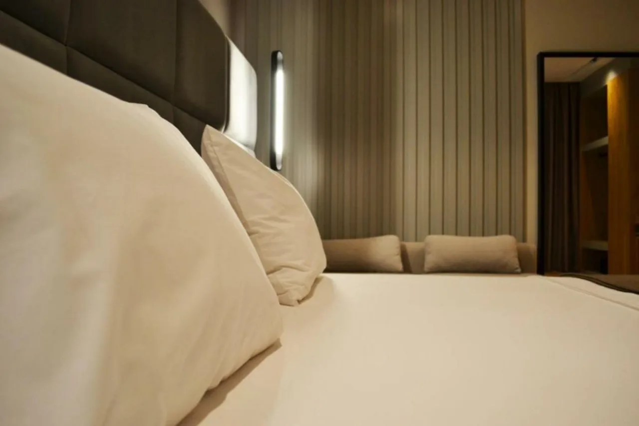 ArtNest Boutique Hotel & Suites — ภาพห้องพักและบรรยากาศ