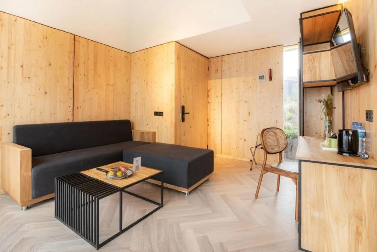 ARTOTEL Cabin Bromo — ภาพห้องพักและบรรยากาศ