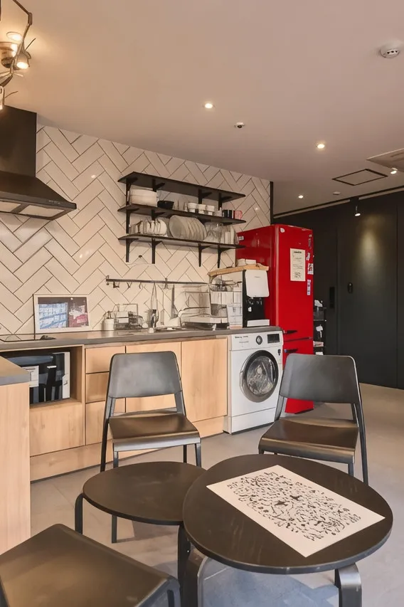 Artravel Myeongdong — rooms and atmosphere