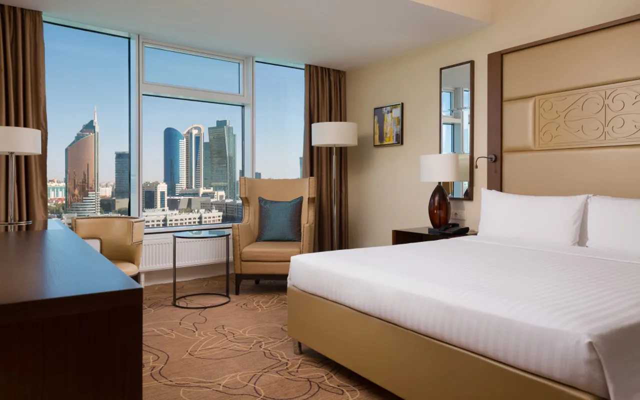 Astana Marriott Hotel — rooms and atmosphere
