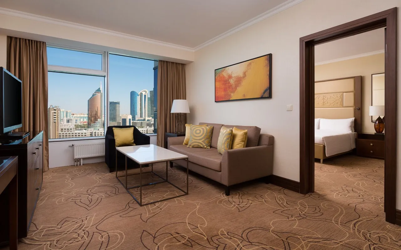 Astana Marriott Hotel — rooms and atmosphere