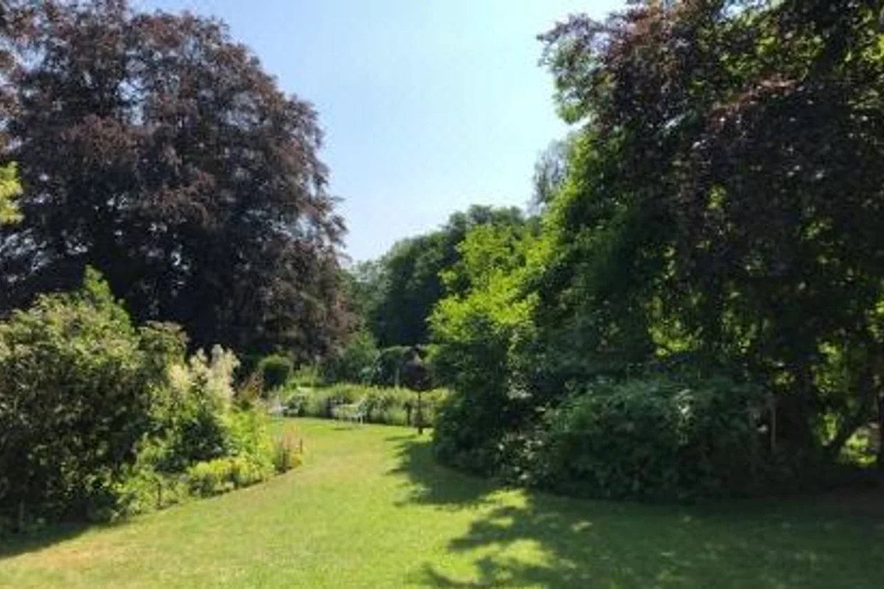 Auberge aux 4 Vents — rooms and atmosphere