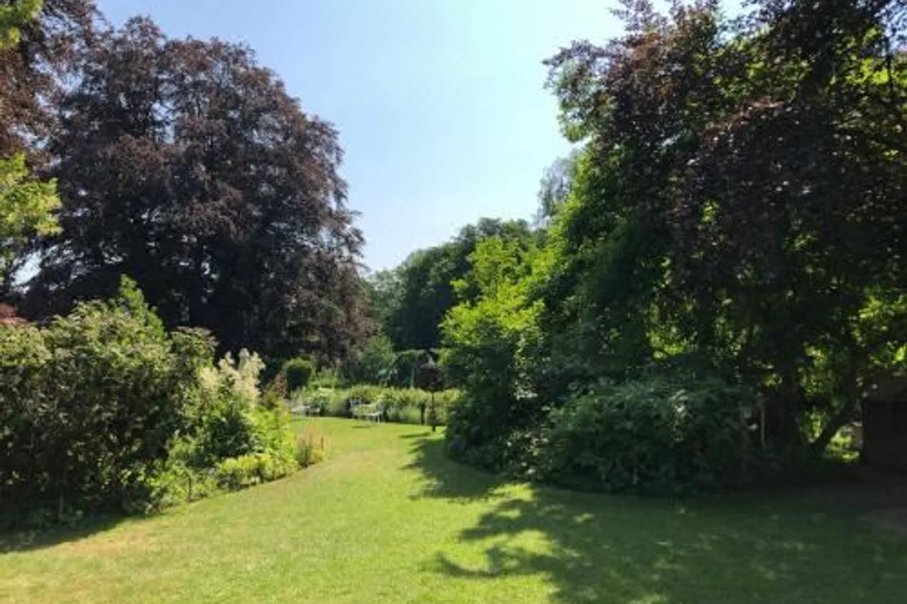 Auberge aux 4 Vents — rooms and atmosphere