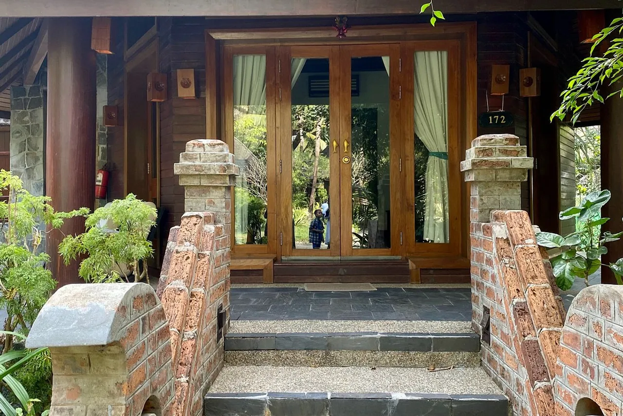 Aureum Palace Hotel & Resort Ngapali — ภาพห้องพักและบรรยากาศ