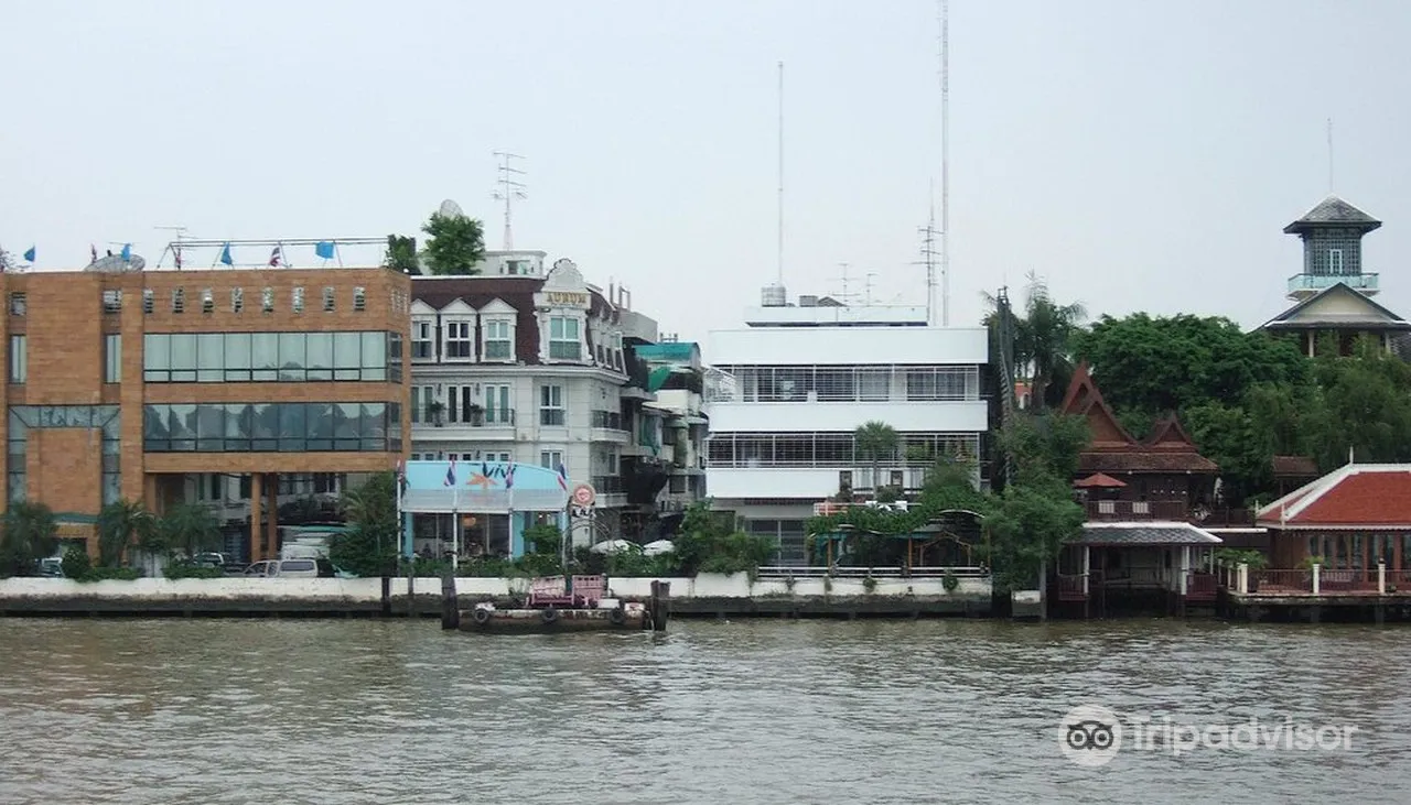 Aurum The River Place — rooms and atmosphere