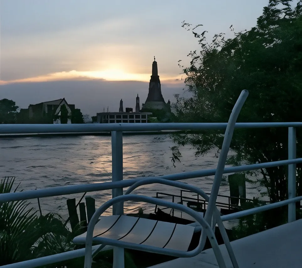 Aurum The River Place — rooms and atmosphere