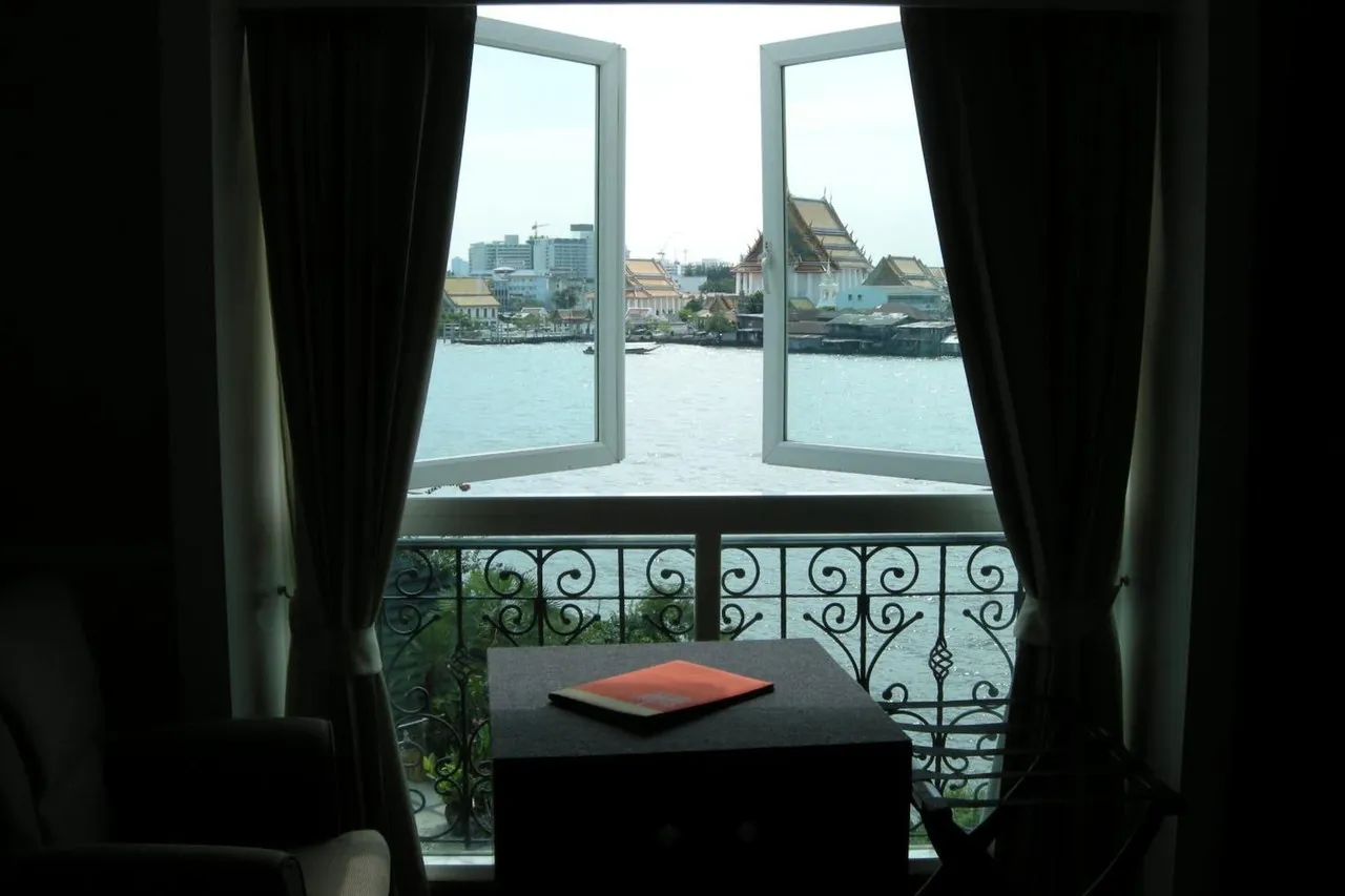 Aurum The River Place — rooms and atmosphere