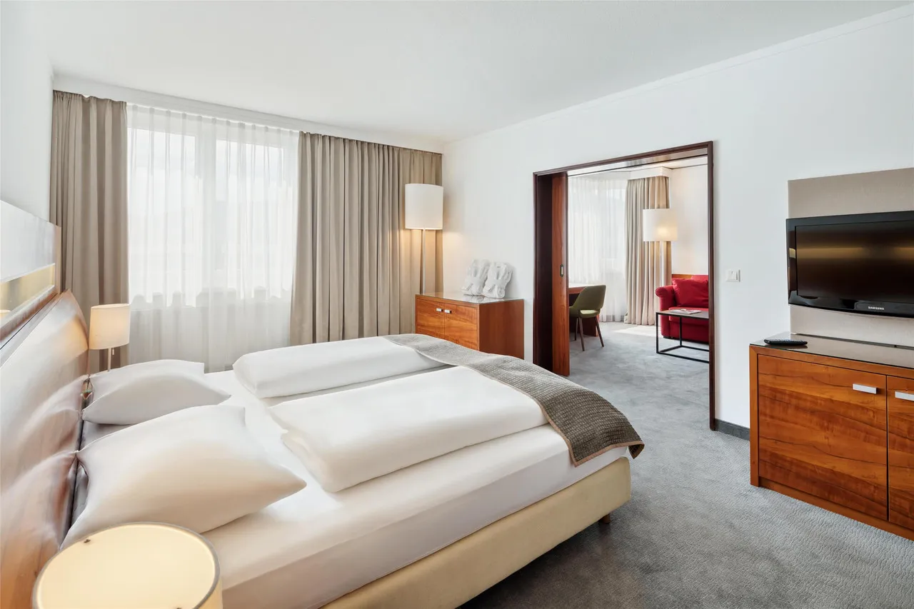Austria Trend Hotel Europa Graz — rooms and atmosphere