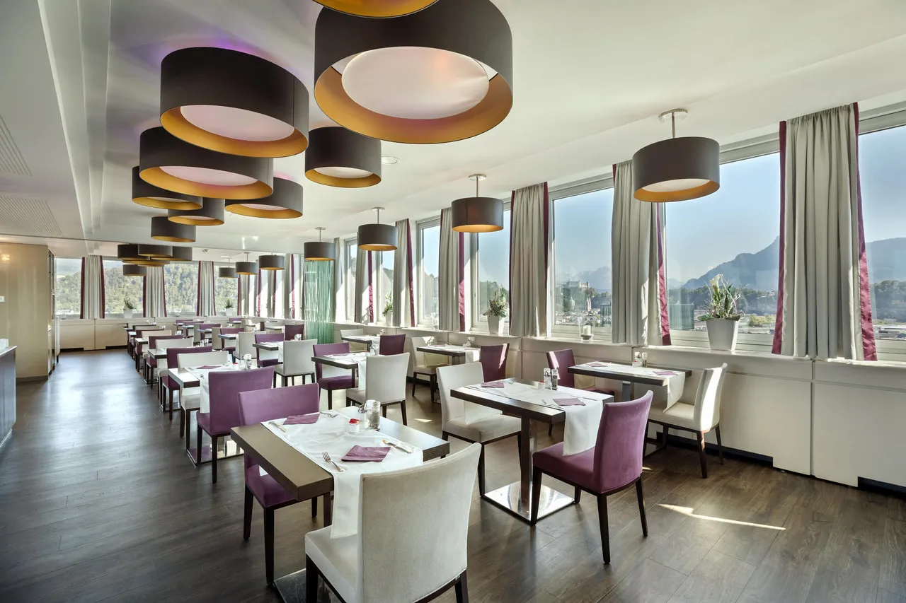 Austria Trend Hotel Europa Salzburg — rooms and atmosphere