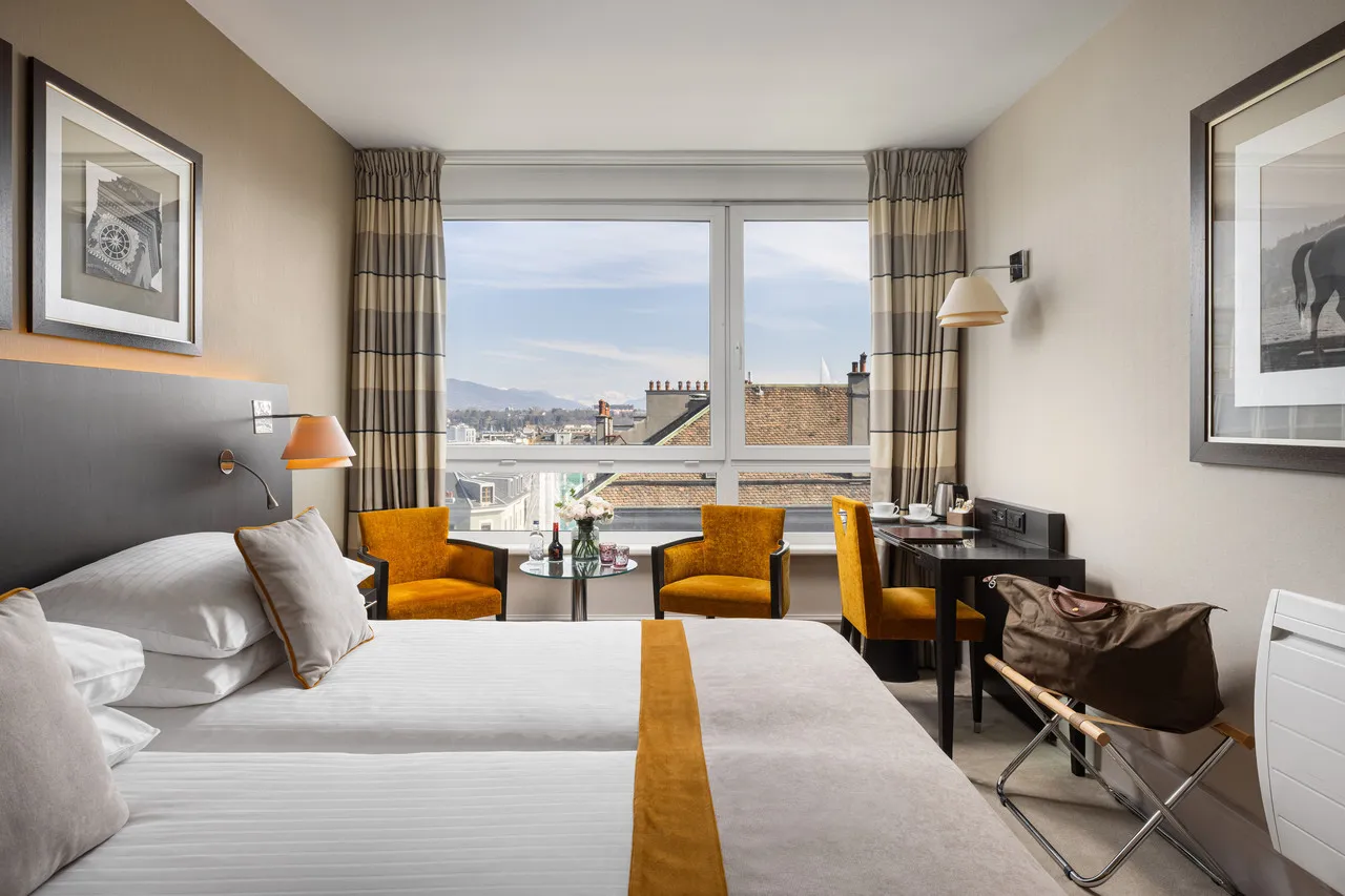 Auteuil Manotel Geneva — rooms and atmosphere