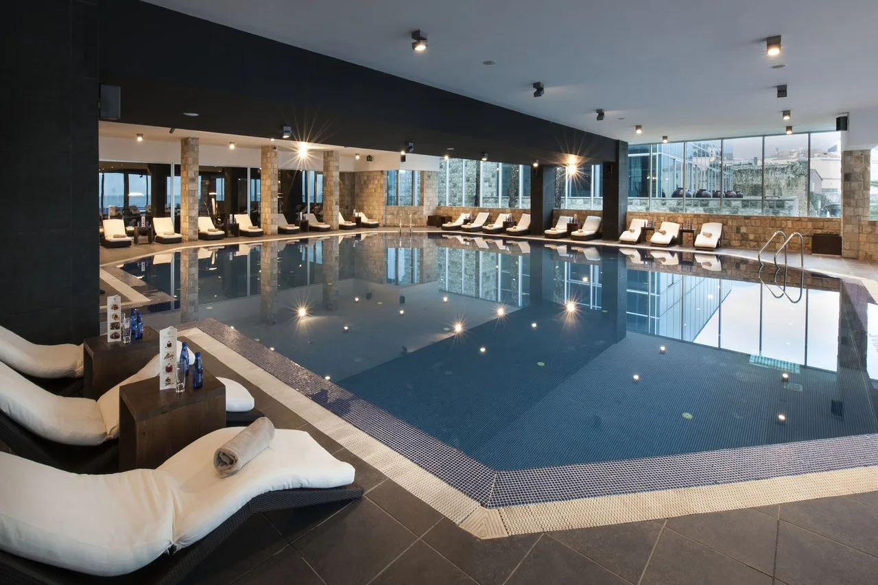 Avala Resort & Villas — ภาพห้องพักและบรรยากาศ