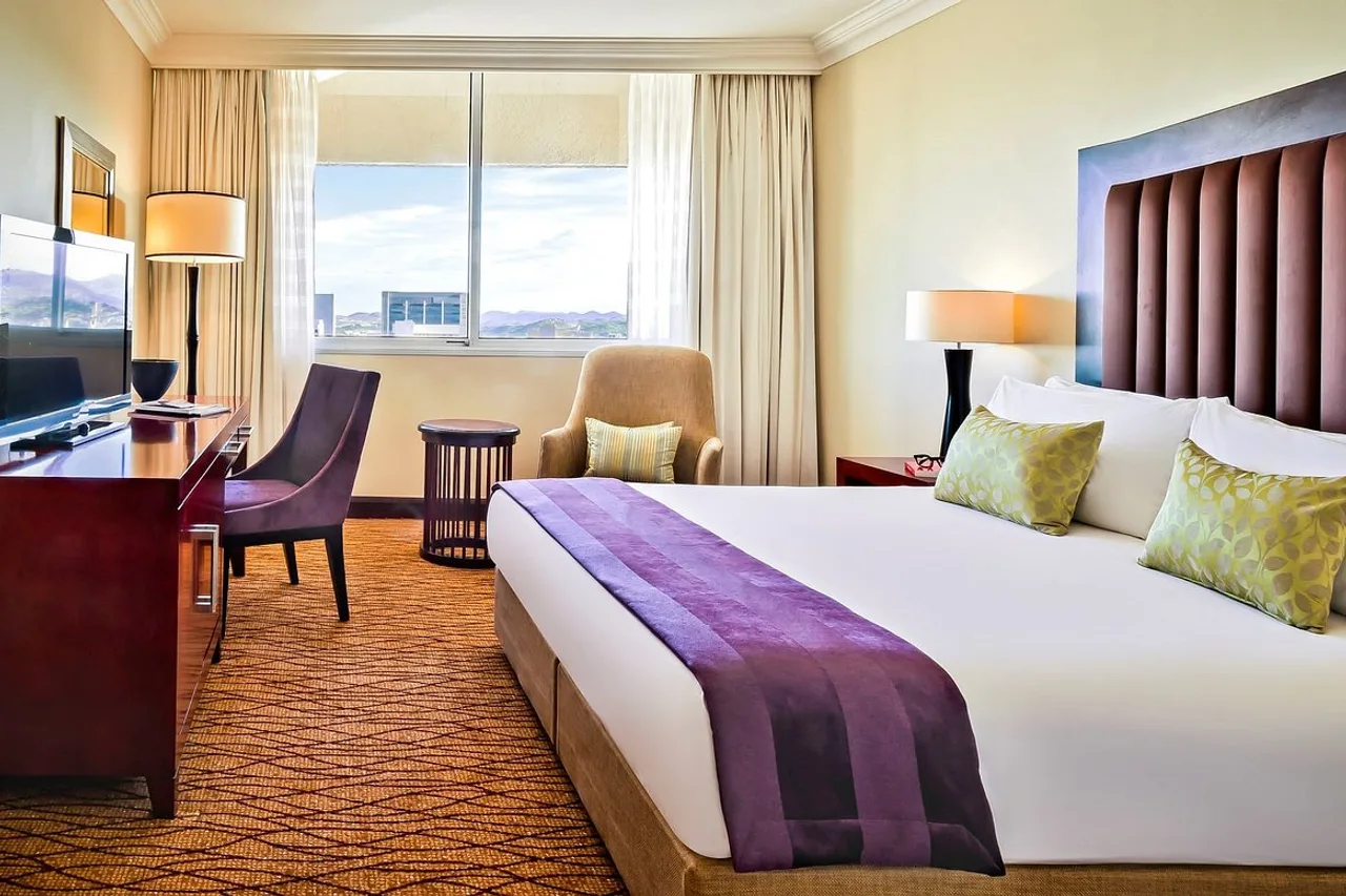 Avani Windhoek Hotel &amp; Casino — ภาพห้องพักและบรรยากาศ