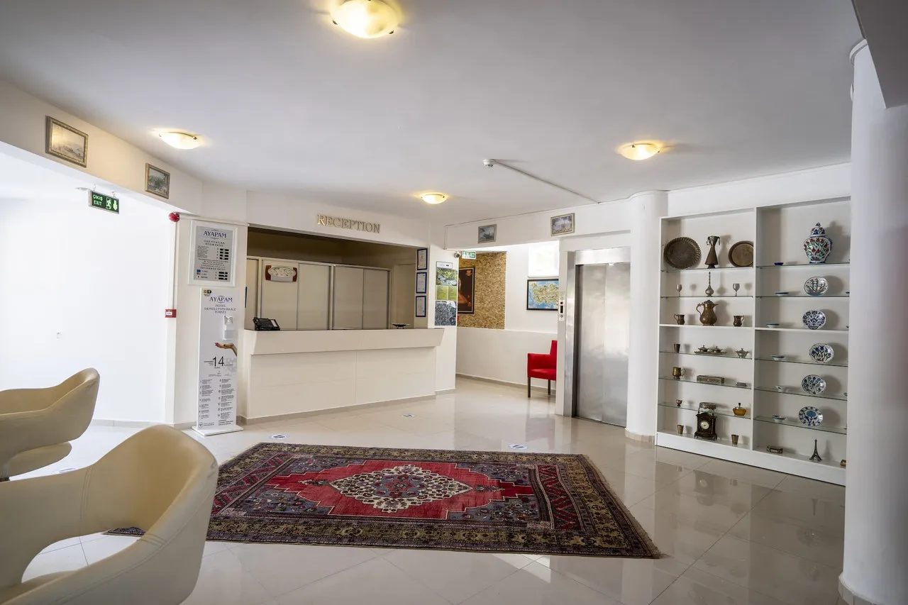 Ayapam Hotel — rooms and atmosphere