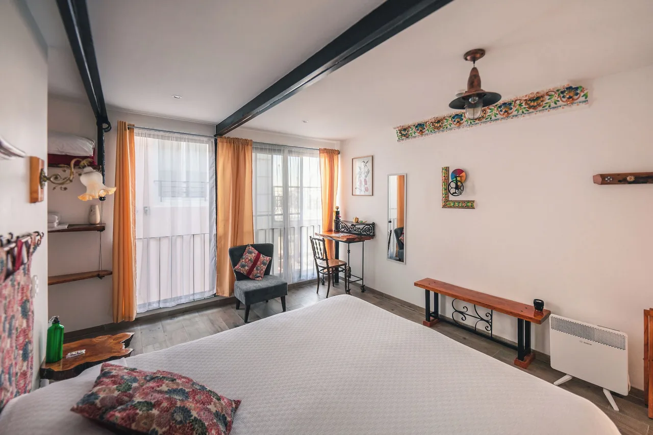 AYCA La Flora Hotel Boutique — ภาพห้องพักและบรรยากาศ