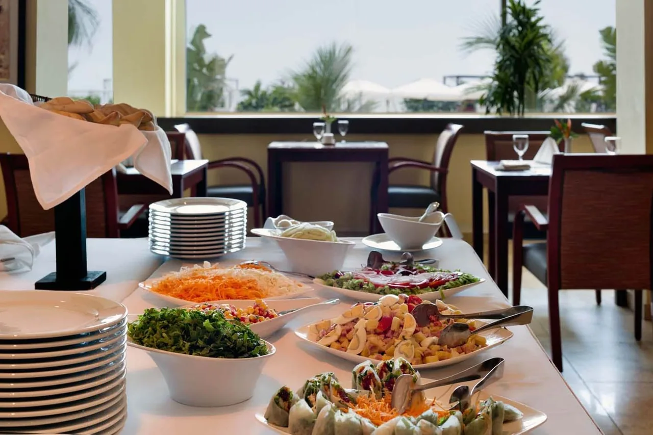 Azalai Hotel de la Plage Cotonou — ภาพห้องพักและบรรยากาศ