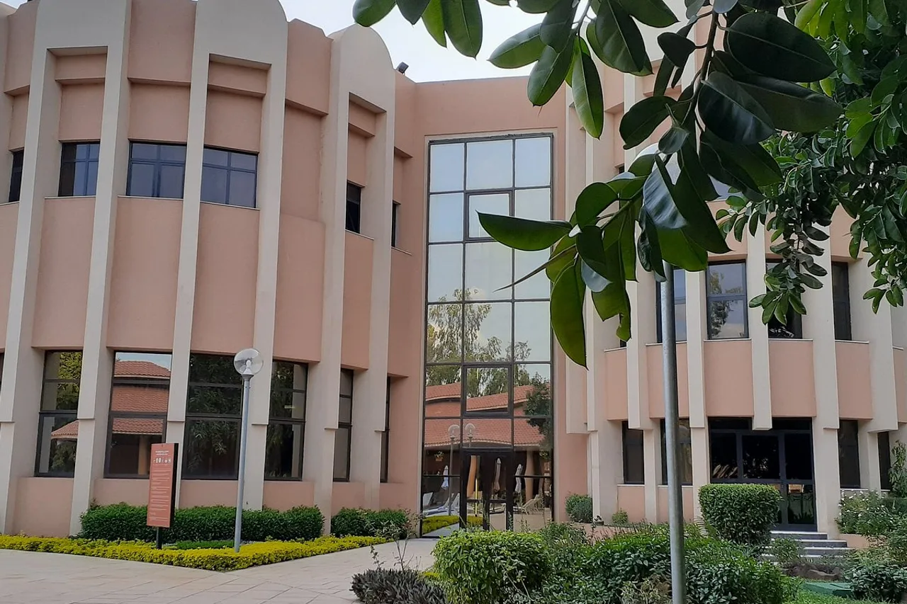 Azalai Hotel Salam — rooms and atmosphere