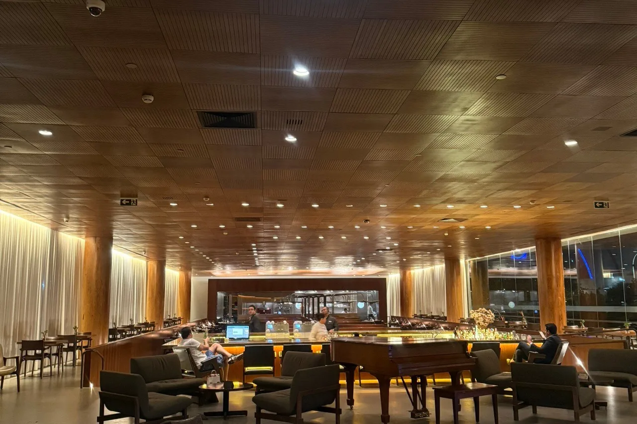 B Hotel Brasília — ภาพห้องพักและบรรยากาศ