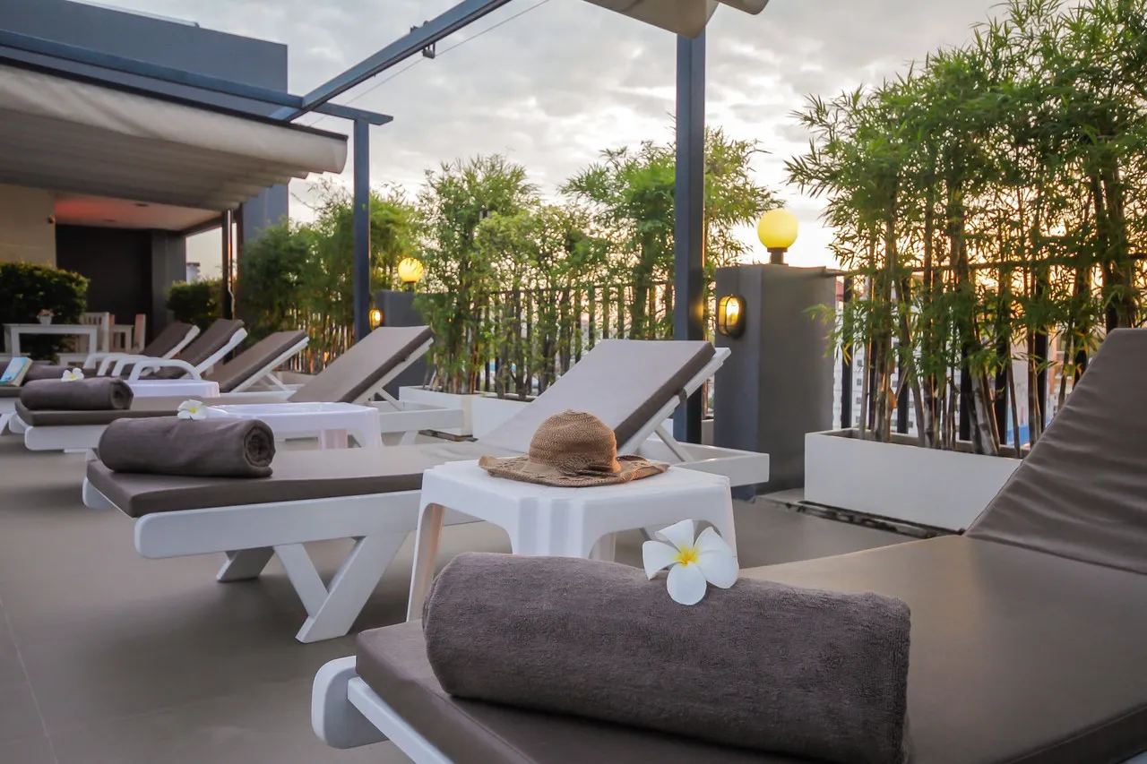Baan Nilrath Hotel Hua Hin — rooms and atmosphere