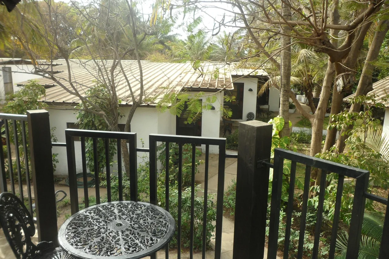 Bakotu Hotel — ภาพห้องพักและบรรยากาศ