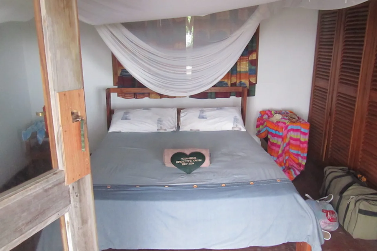 Bamboozi Beach Lodge — ภาพห้องพักและบรรยากาศ