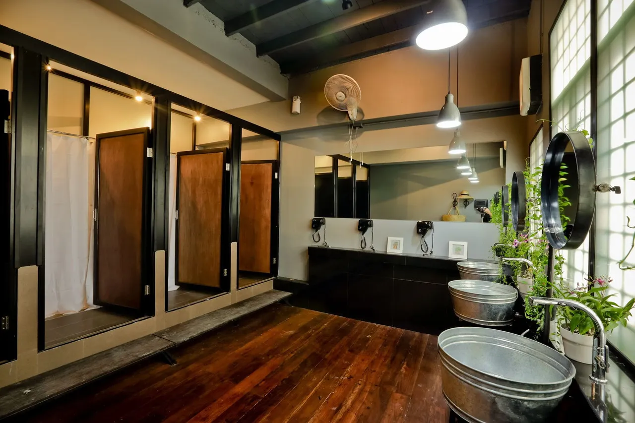 Bangkok Bed and Bike — rooms and atmosphere