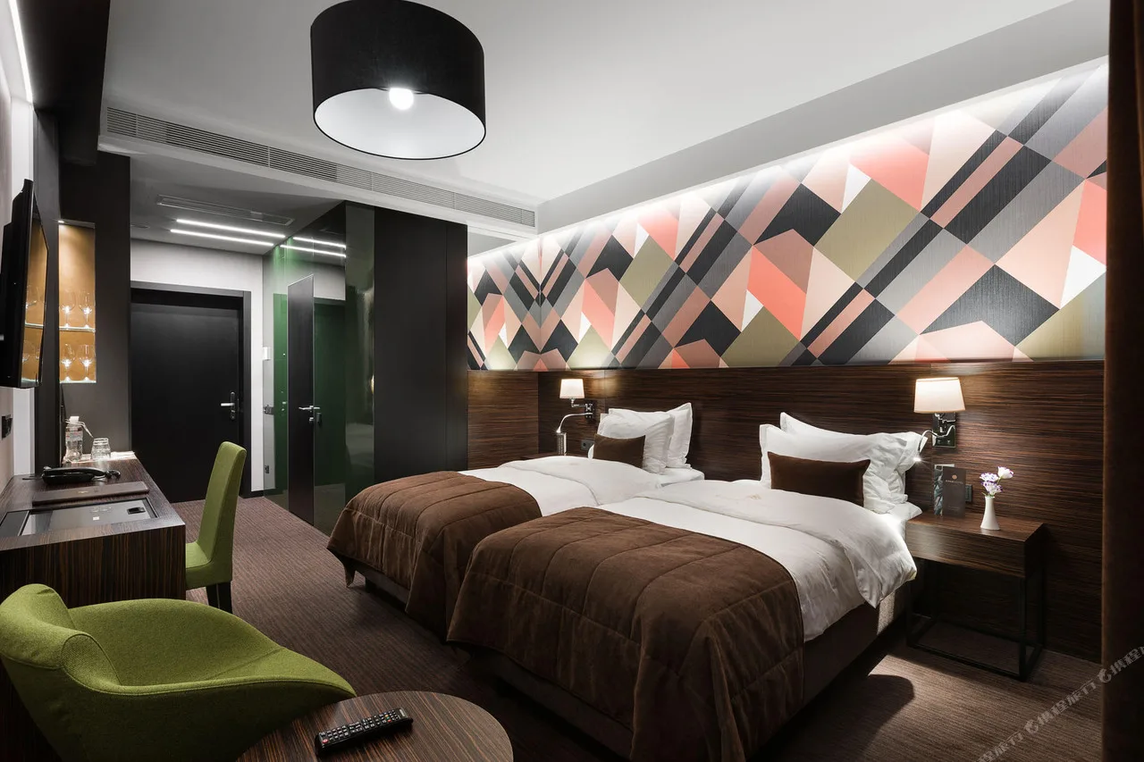 BANKHOTEL — ภาพห้องพักและบรรยากาศ