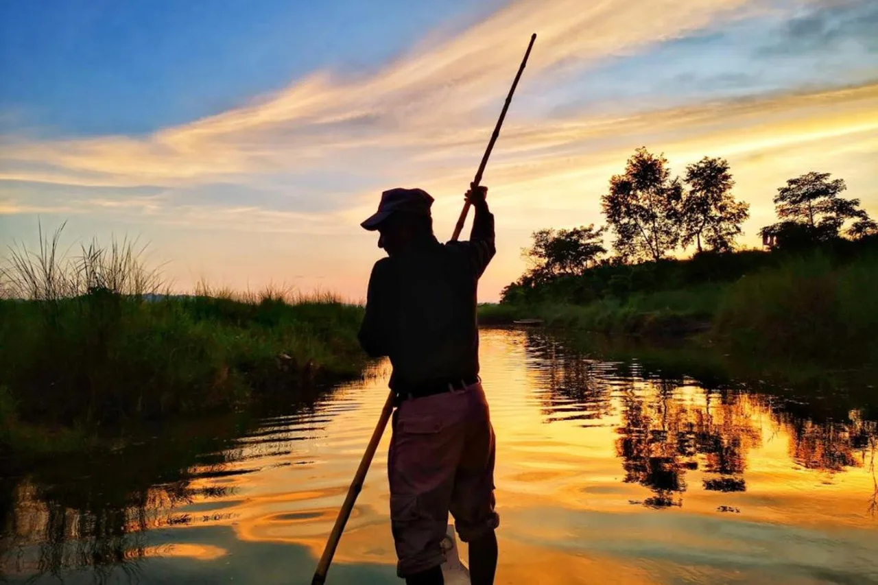 Barahi Jungle Lodge — ภาพห้องพักและบรรยากาศ
