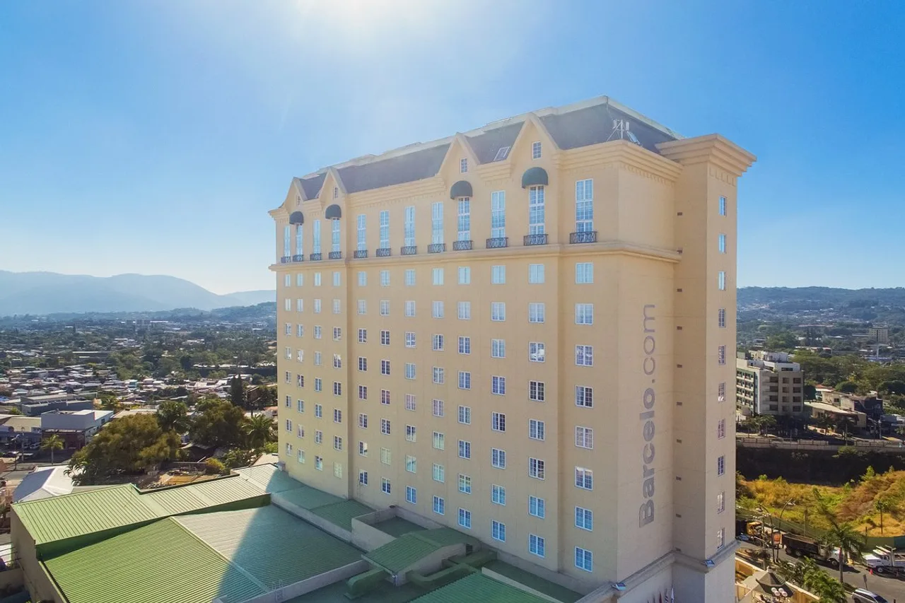 Barceló San Salvador — โรงแรมในซานซัลวาดอร์