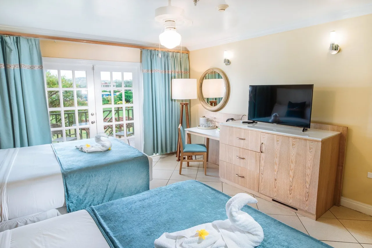 Bay Gardens Beach Resort & Spa — ภาพห้องพักและบรรยากาศ