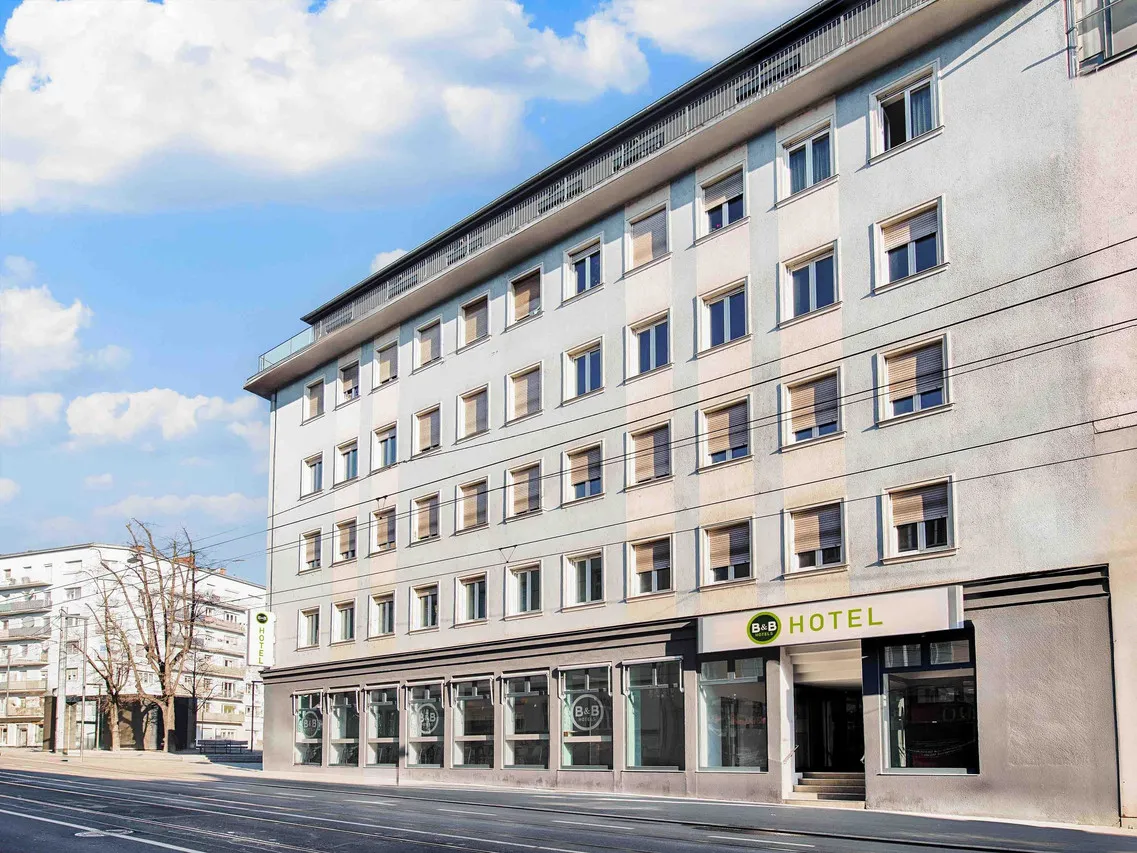 B&B Hotel Graz-Hbf — rooms and atmosphere