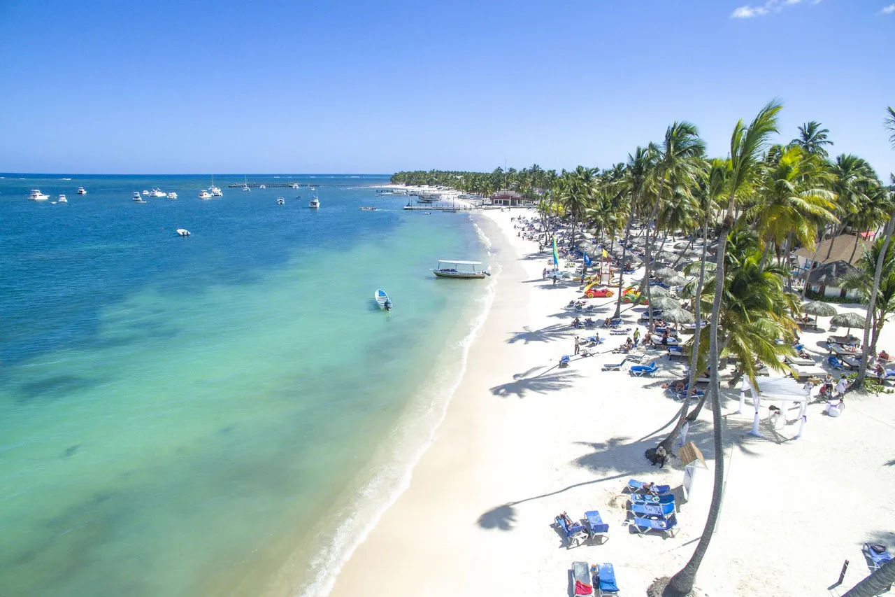 Be Live Collection Punta Cana - Adults Only All Inclusive — ภาพห้องพักและบรรยากาศ