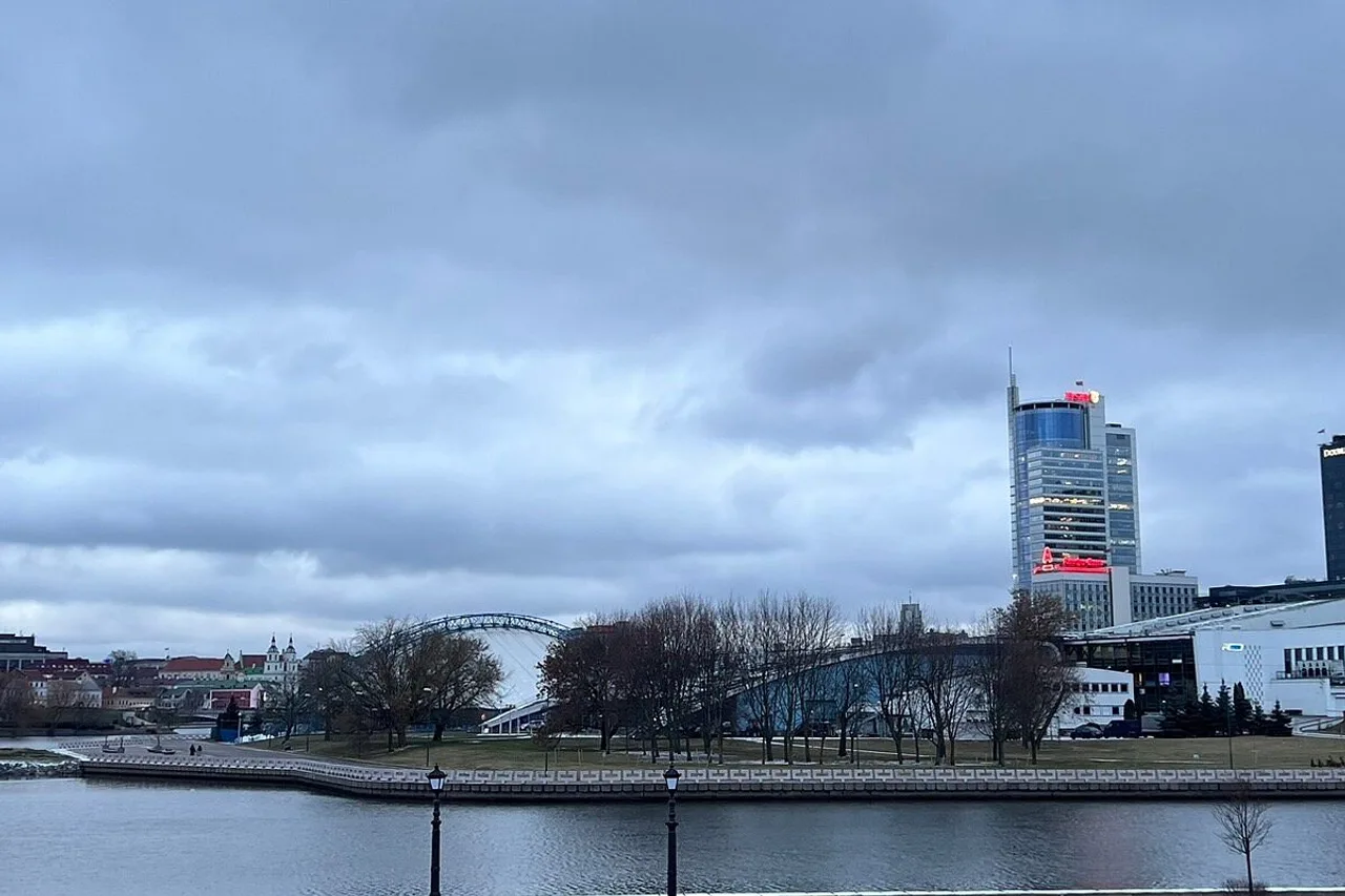Belarus Hotel — ภาพห้องพักและบรรยากาศ