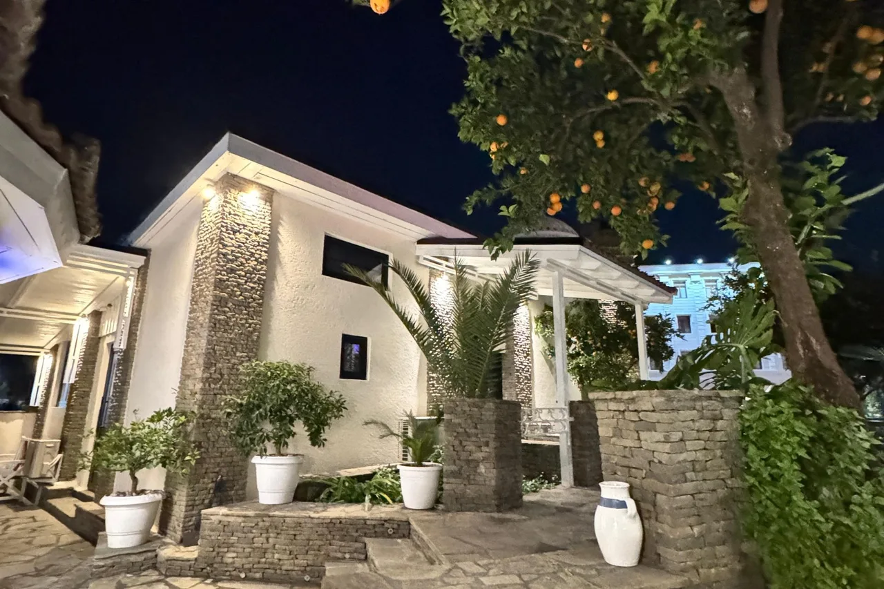 Berat River House Boutique Hotel — เบรัต