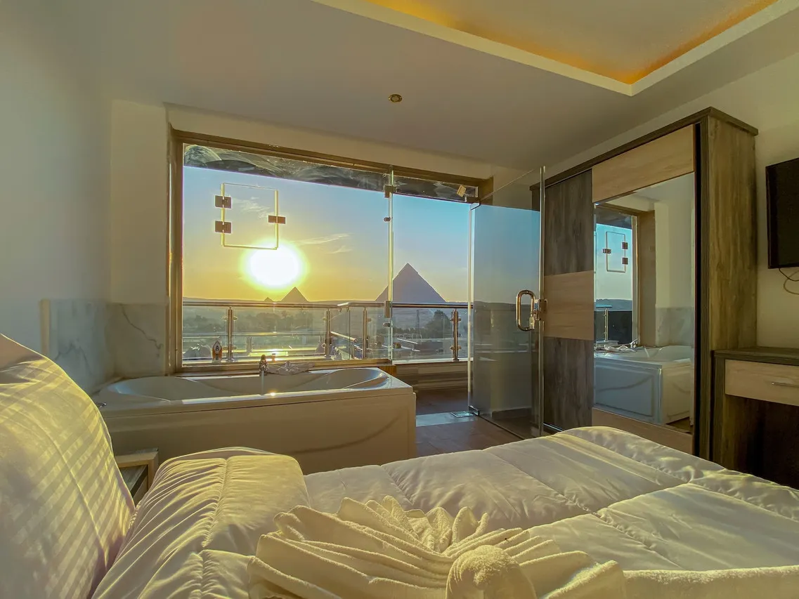 Best View Pyramids Hotel — rooms and atmosphere