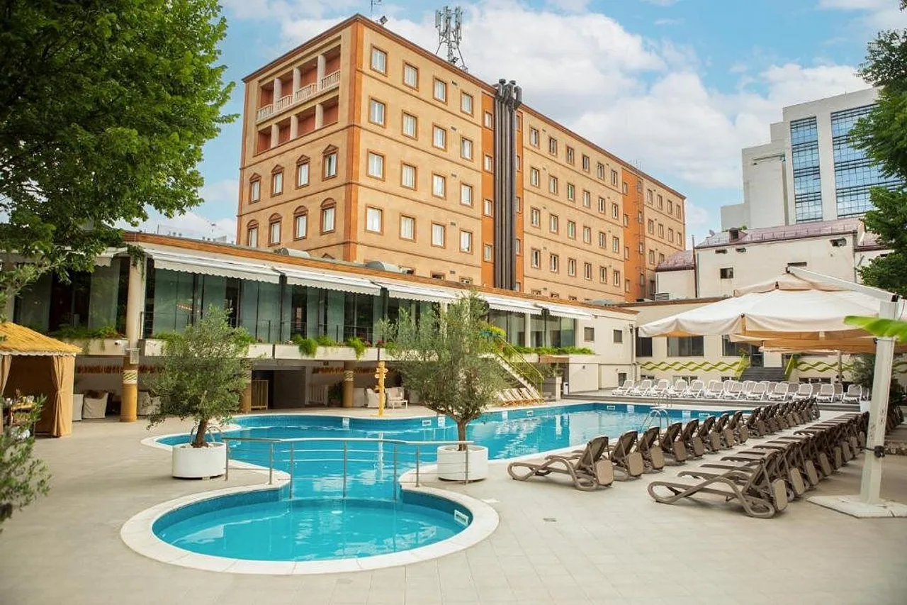 Best Western Plus Congress Hotel — โรงแรมในเยเรวาน