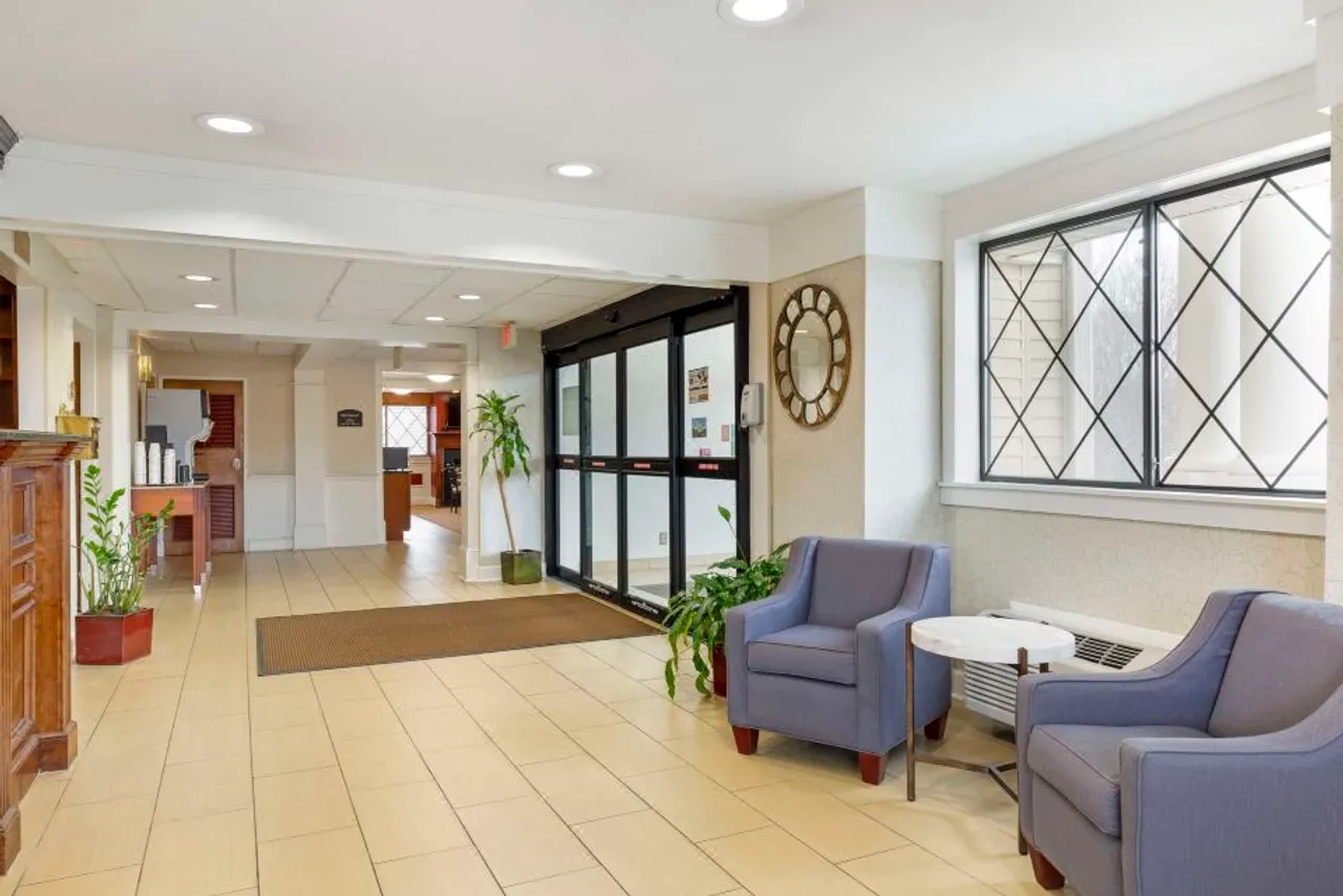 Best Western Plus The Inn at Sharon/Foxboro — ภาพห้องพักและบรรยากาศ
