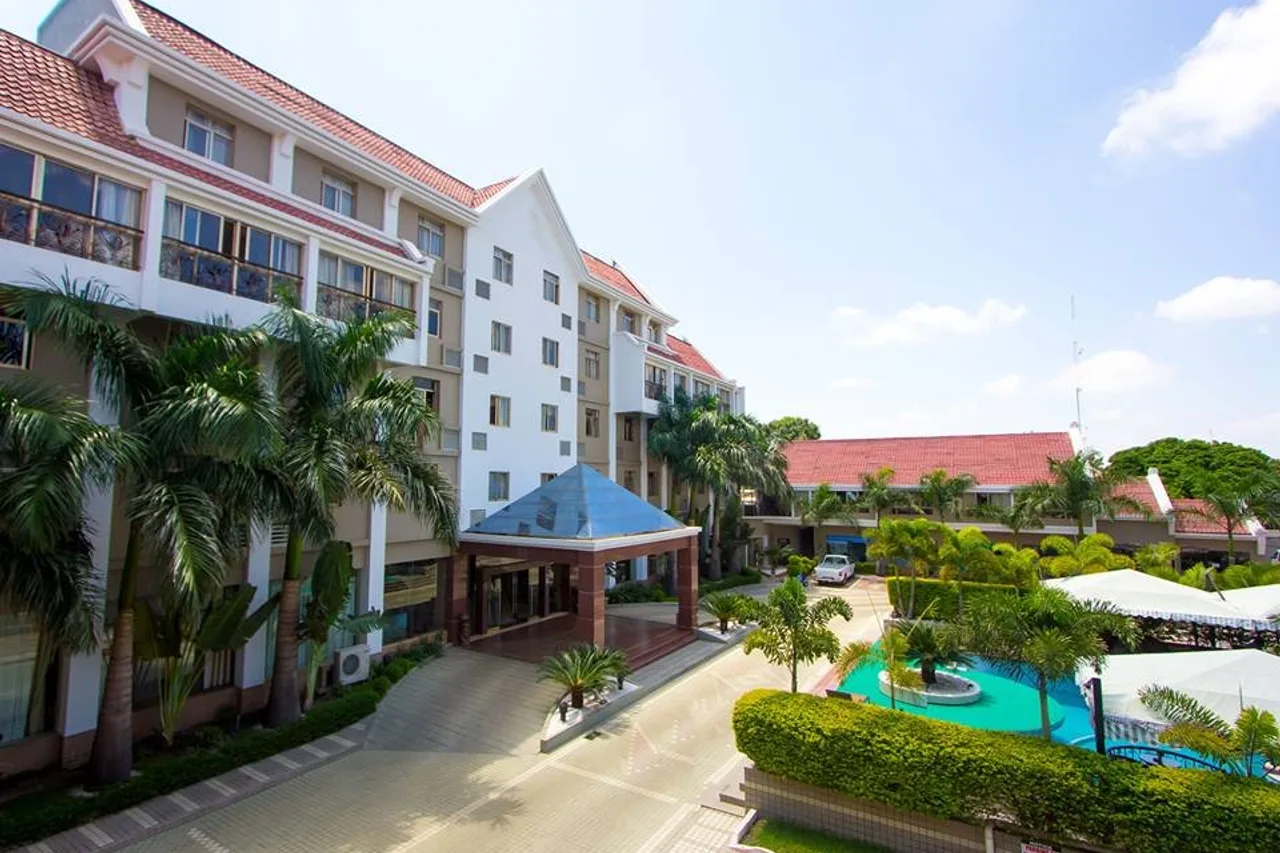 Best Western Plus Lusaka Grand Hotel — ภาพห้องพักและบรรยากาศ