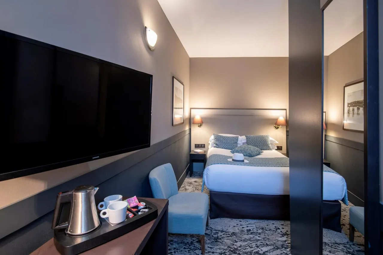 Best Western Plus Nice Cosy — rooms and atmosphere