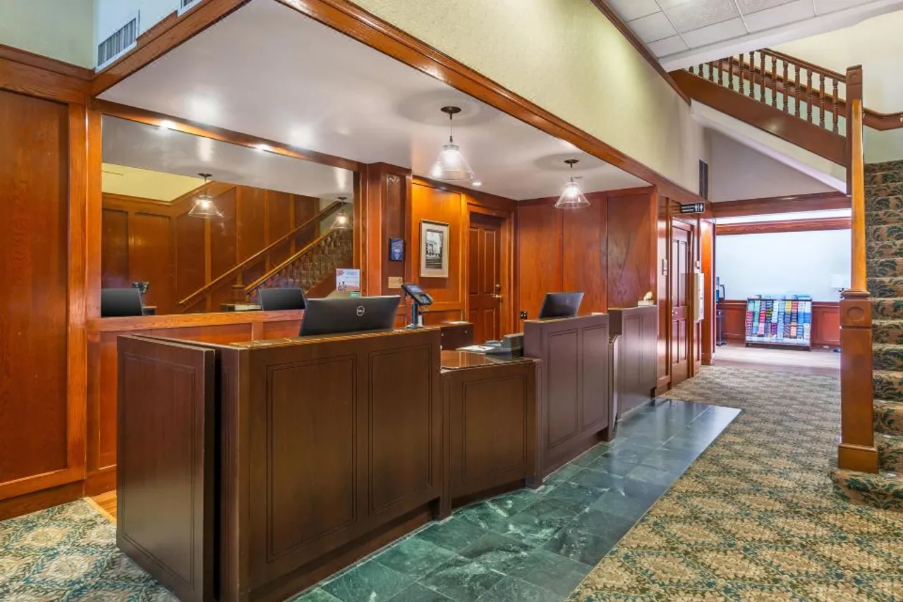 Best Western Plus Pioneer Square Hotel Downtown — rooms and atmosphere