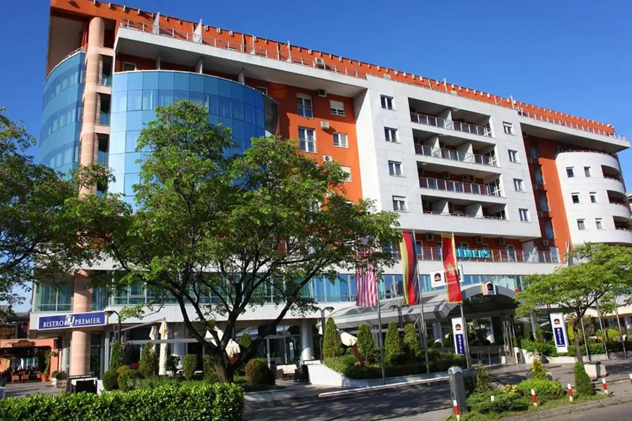 Best Western Premier Montenegro — ภาพห้องพักและบรรยากาศ