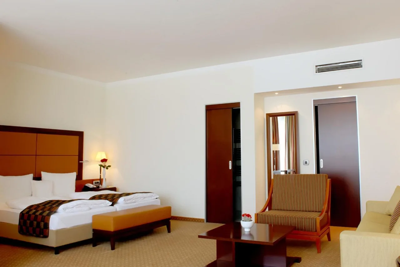 Best Western Premier Montenegro — ภาพห้องพักและบรรยากาศ